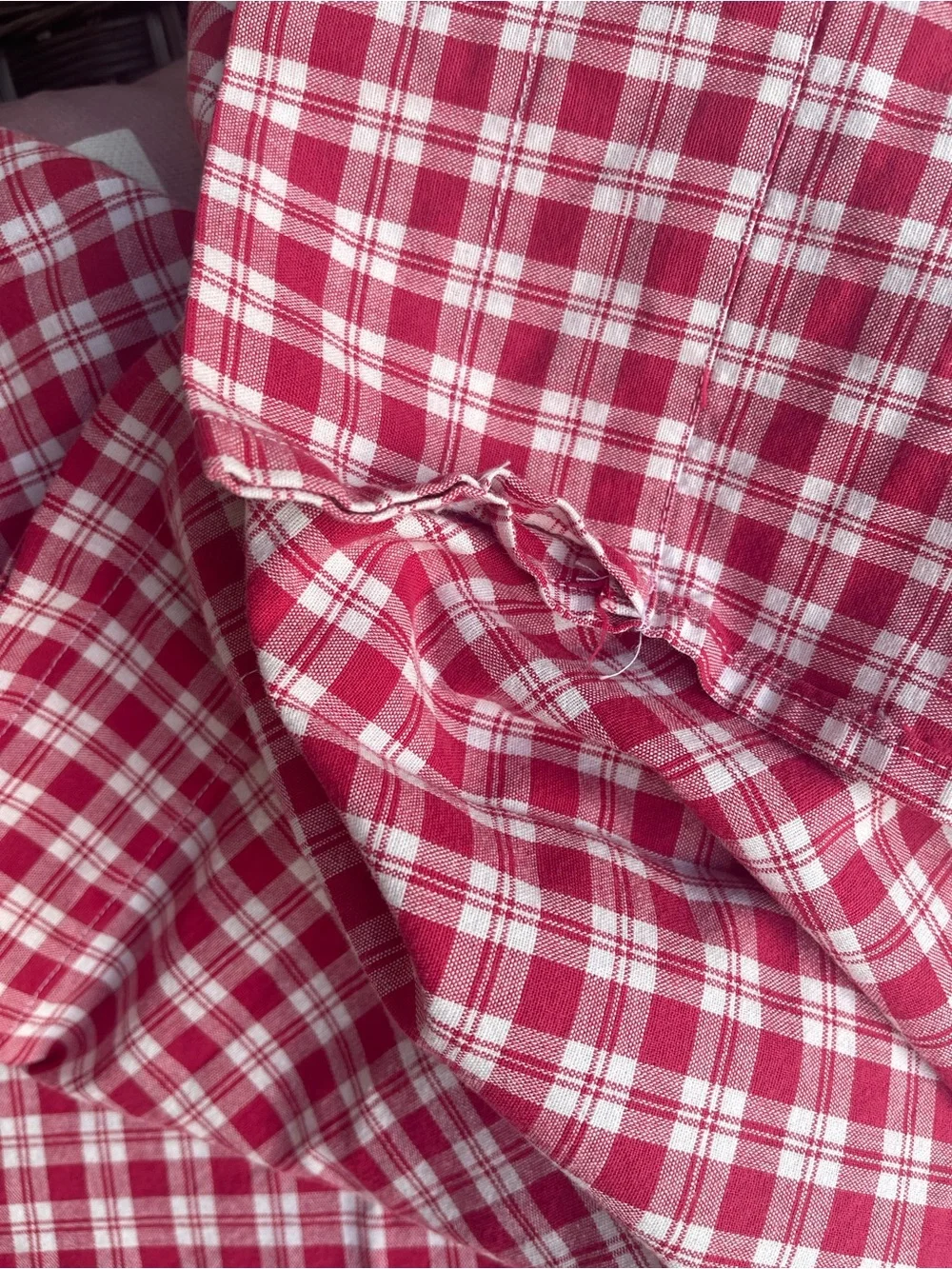 Country Style Red and White Plaid Ruffle 2 Curtain , 2 Valence & 2- Tie Back